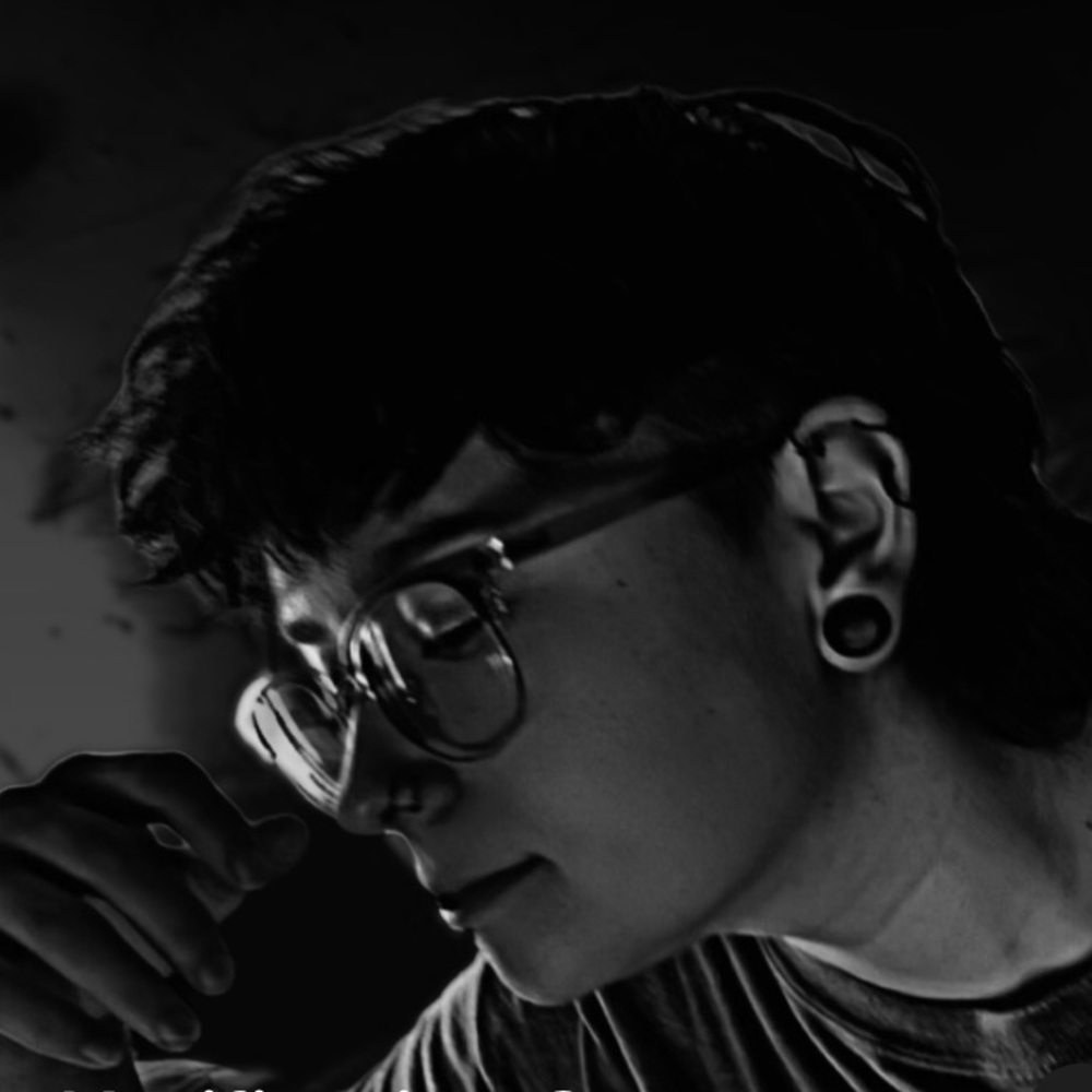 Meet your Posher, Nik